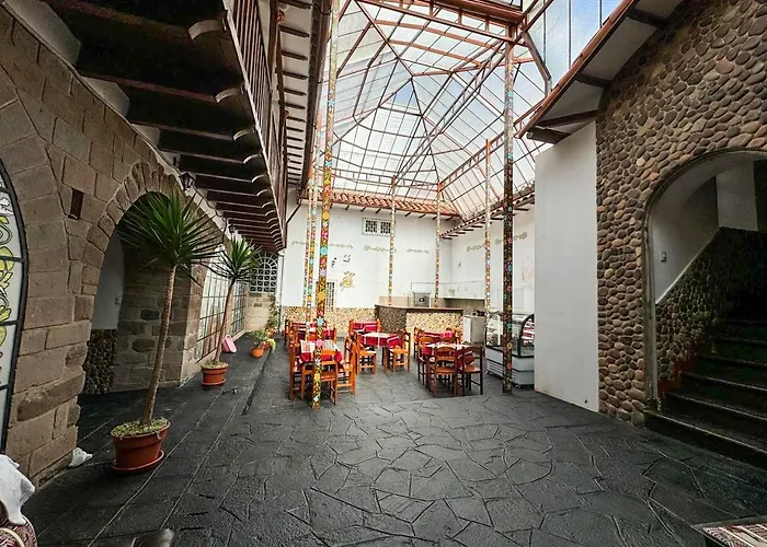 La Casa Encantada Boutique *